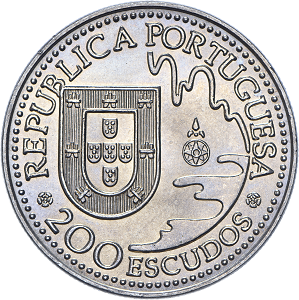 200 escudos